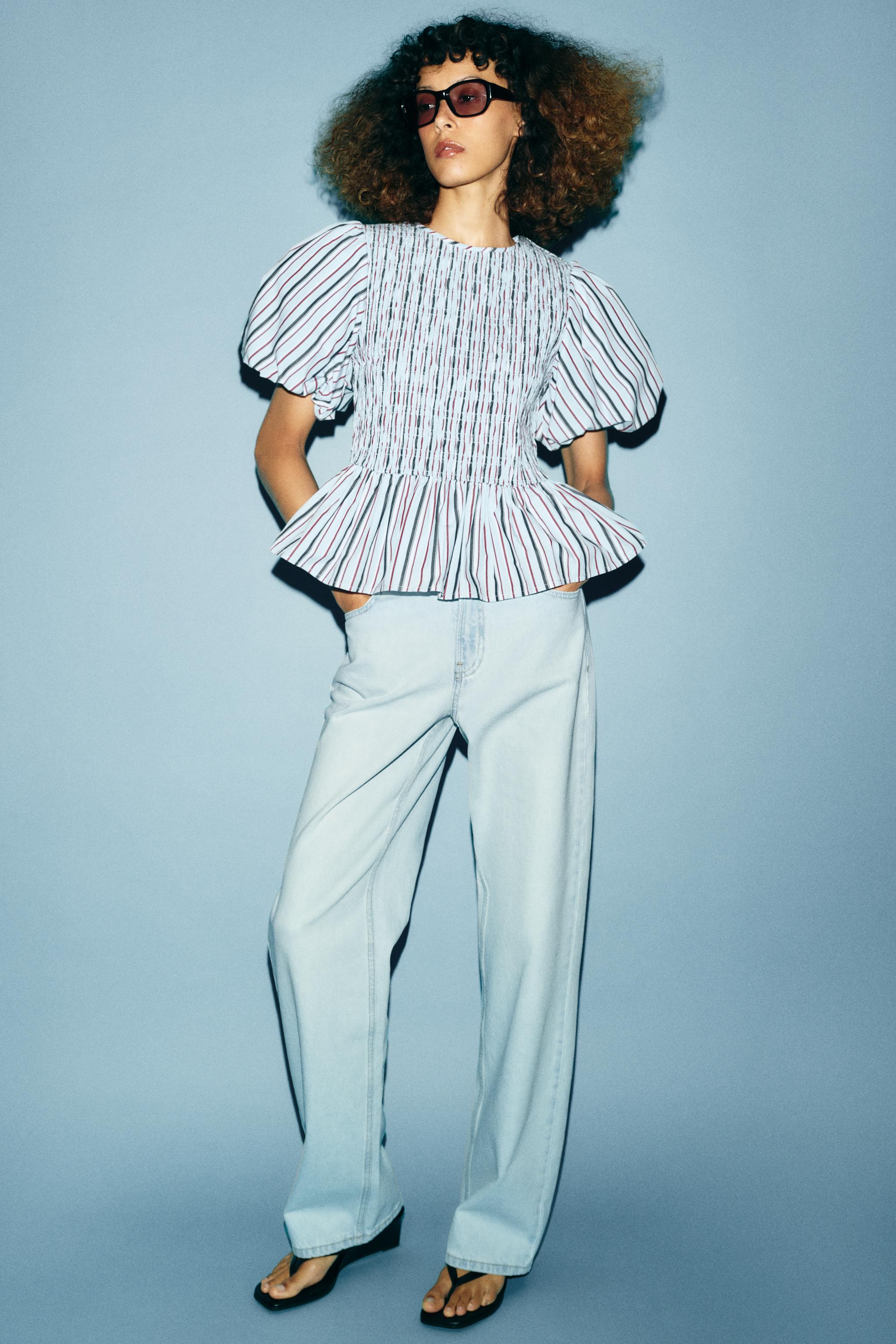 SMOCKED STRIPED TOP